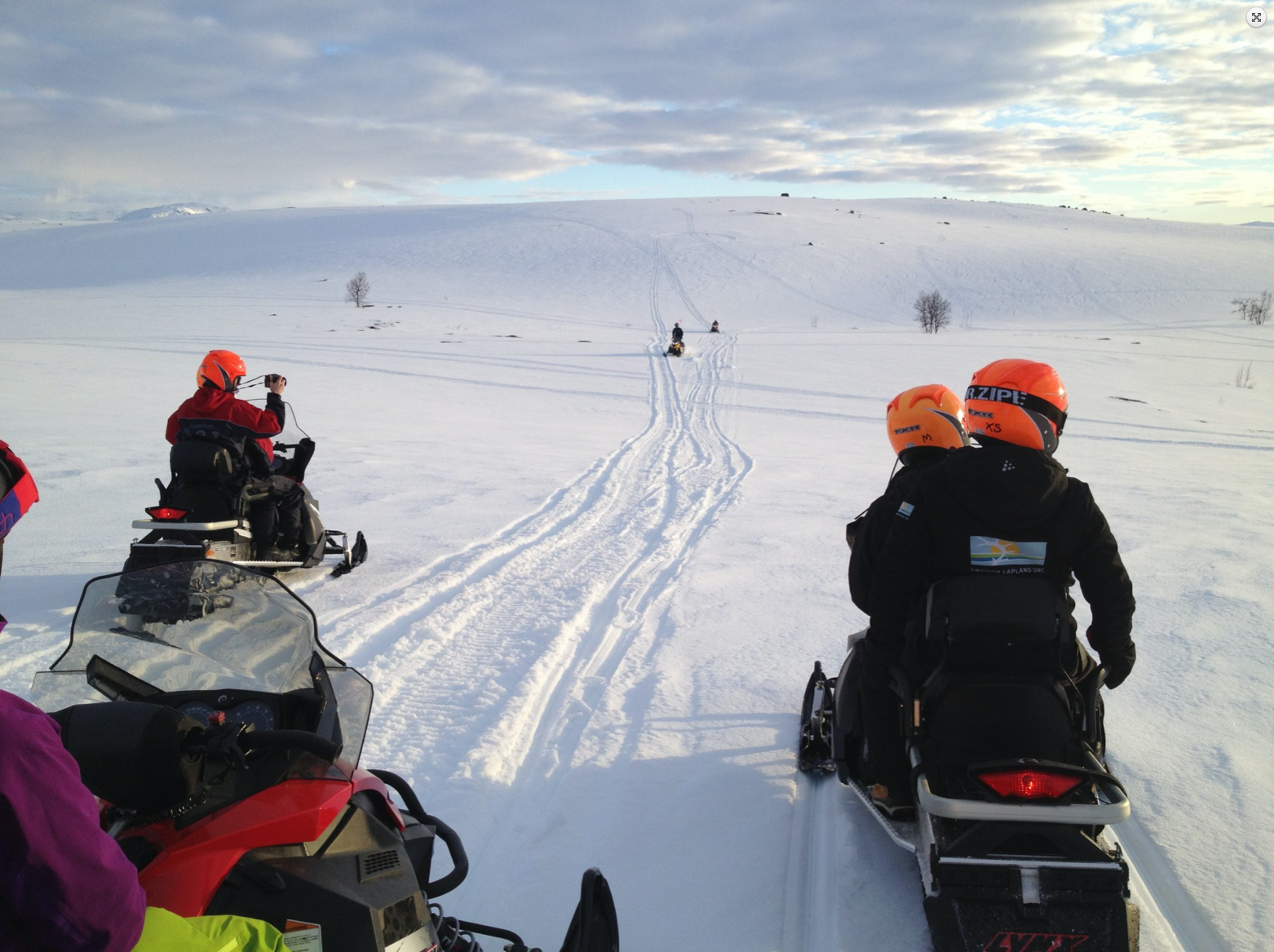 Snowscooter lapland